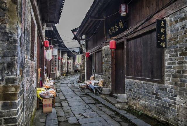 灵活就业养老保险交一年不到9000能退多少钱?